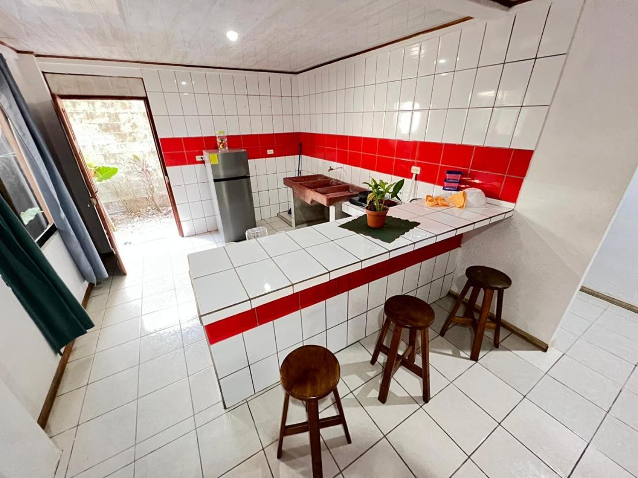 Mochis Apartment Quepos Room photo